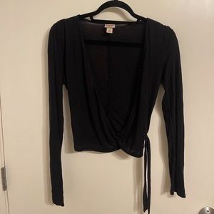 Black wrap top